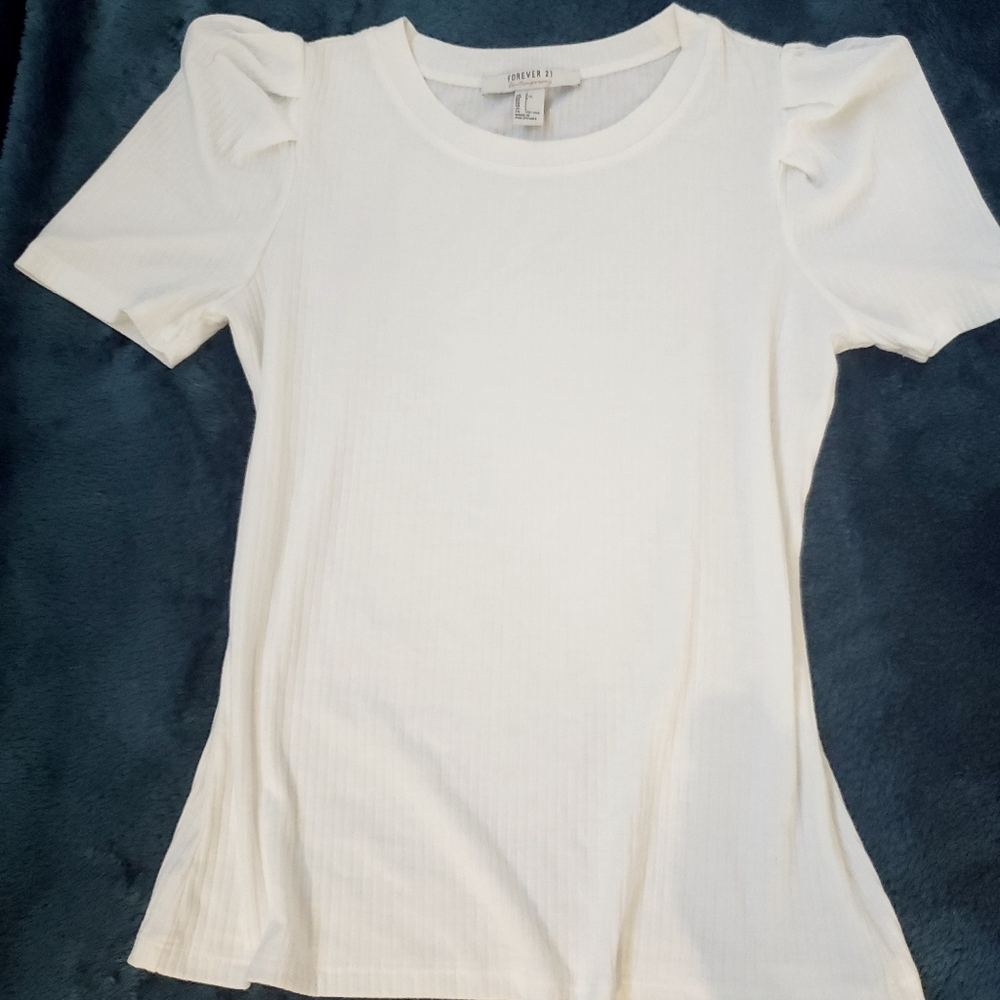 🌵3 for $30🌵 F21 White Ribbed Top